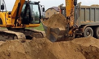 Выкопать яму экскаватором в Раменском от 931 руб. - ИП Садыков В. Р.